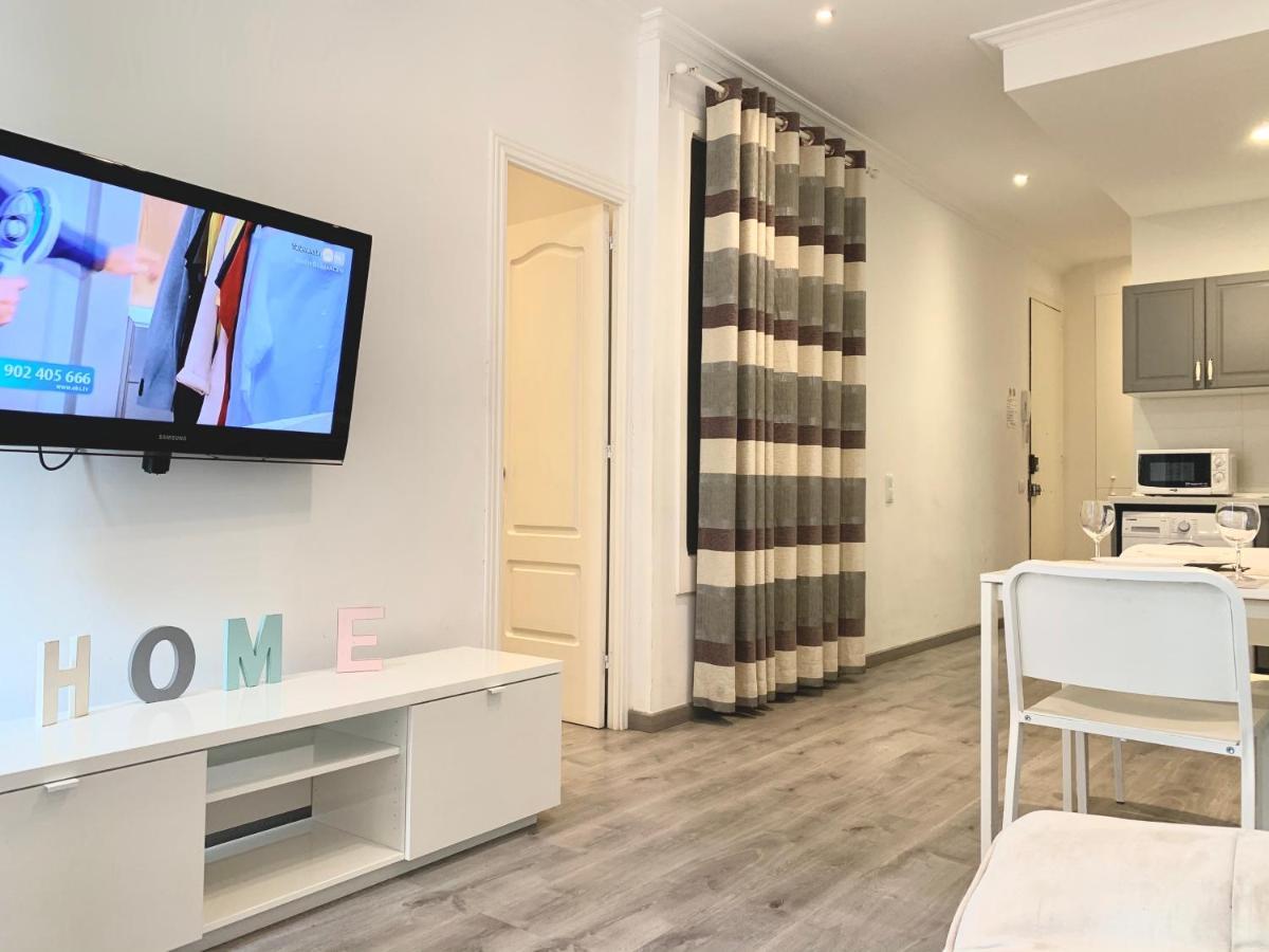 Charm Sagrada Familia Apartment Barcelona Luaran gambar