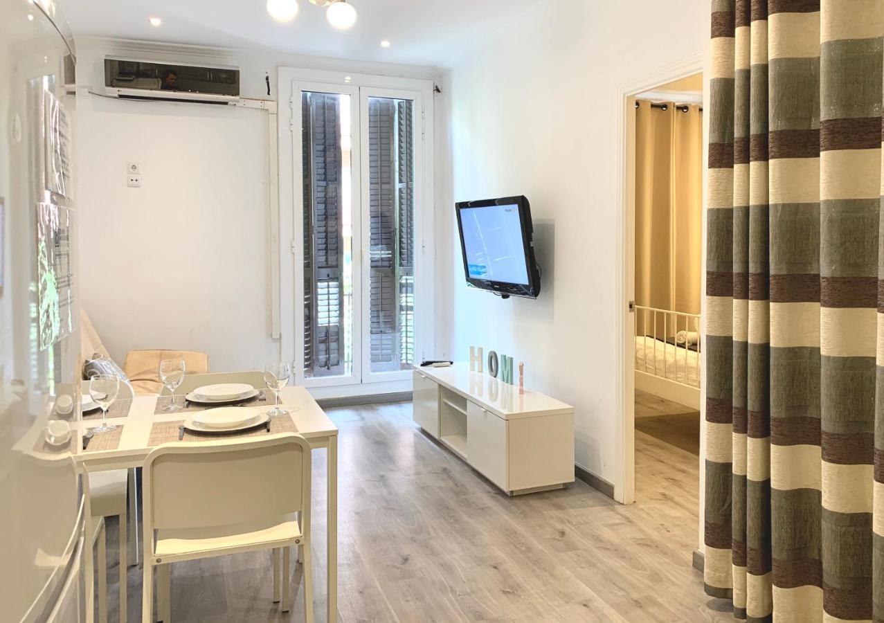 Charm Sagrada Familia Apartment Barcelona Luaran gambar