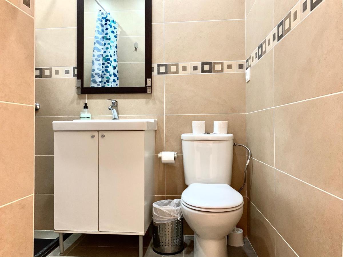 Charm Sagrada Familia Apartment Barcelona Luaran gambar