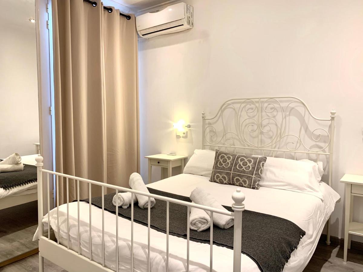 Charm Sagrada Familia Apartment Barcelona Luaran gambar